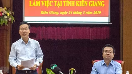 Đoàn Tiểu ban Văn kiện Đại hội XIII của Đảng làm việc tại Kiên Giang