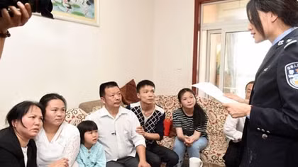 Kỳ tích vạn dặm tìm con