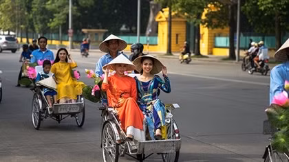 Hà Nội từng bước thúc đẩy mức chi tiêu của du khách