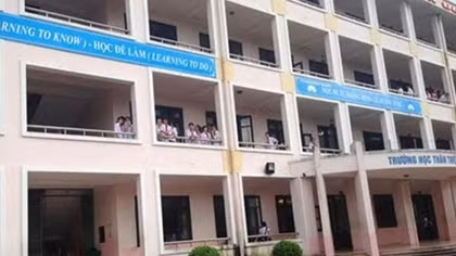 Cả trường hiến máu vẫn không cứu được em học sinh lớp 6
