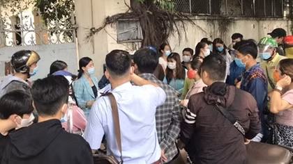 Kiếm tiền qua mạng: Khi lợi nhuận mờ mắt người chơi