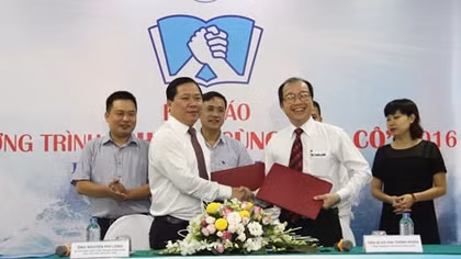 Chia sẻ cùng thầy cô trên đảo