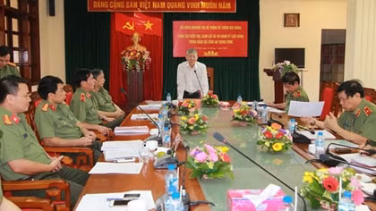 Nghiệm thu Hệ thống đề cương bài giảng công tác kiểm tra, giám sát và thi hành kỷ luật Đảng trong CAND