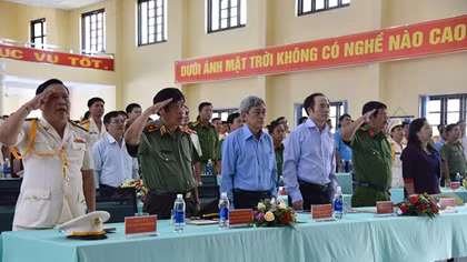 Hành trình đào tạo người thầy cảm hoá phạm nhân