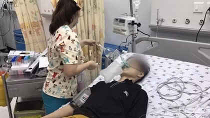 Cứu sống nam sinh uống thuốc diệt cỏ