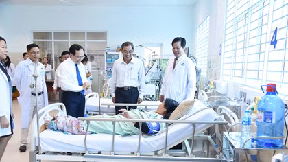 Không phải đi xa, bệnh viện quận đã có dịch vụ y tế kĩ thuật cao