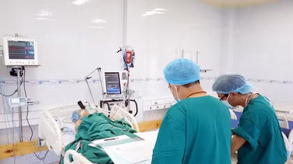 Ca phẫu thuật tim hở đầu tiên tại Bệnh viện ĐK Xuyên Á