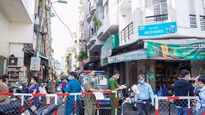 Phong toả nhiều điểm sau ca mắc COVID-19 ở TP Hồ Chí Minh