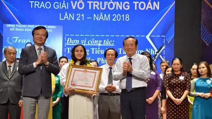 50 Nhà giáo tiêu biểu được nhận Giải thưởng Võ Trường Toản 