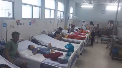 30 học sinh nhập viện sau khi ăn bánh mì chà bông