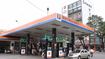 Xăng tăng giá từ 15h chiều nay