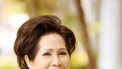 “Vua nhạc sến” - Chế Linh: Chạy show không hẳn vì tiền