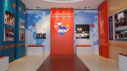 Triển lãm chuyên đề “Việt Nam – Cuba nghĩa tình son sắt”