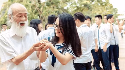 Thi ảnh về tình thầy trò mừng ngày Nhà giáo Việt Nam