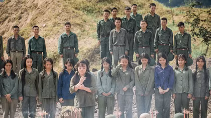 Khán giả khóc nghẹn khi xem “Cúc ơi!” của NSƯT Tố Nga