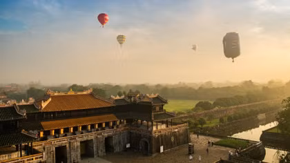 10 khinh khí cầu khổng lồ bay trên bầu trời cố đô dịp festival Huế 2019