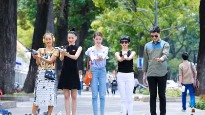 Siêu mẫu Xuân Lan bắt tay học trò mở lớp đào tạo người mẫu