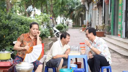 NSƯT Đức Khuê - Hết "nói nhiều" lại thành người nhiều chuyện
