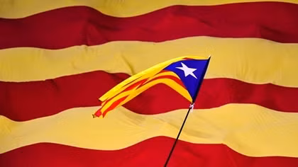 Catalonia "bối rối" trước ly khai vì hàng loạt tập đoàn lớn ... rút dần 