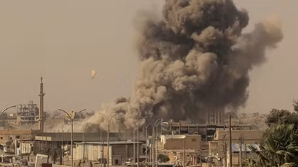 Kho vũ khí quân sự Syria lại bị nã tên lửa "lạ" lúc nửa đêm