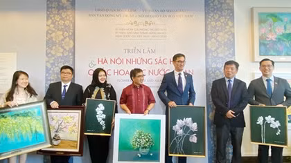 Đặc sắc triển lãm "Quốc hoa các nước ASEAN"