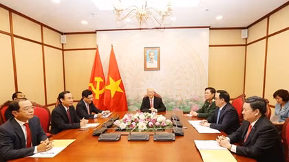 Tổng Bí thư Nguyễn Phú Trọng điện đàm với Tổng thống Nga Putin