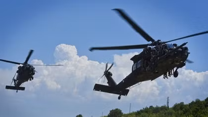 Trực thăng Black Hawk rơi, 2 lĩnh Mỹ tử nạn