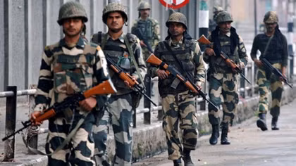 Ấn Độ - Pakistan nóng hừng hực, nã đạn súng cối tại Kashmir