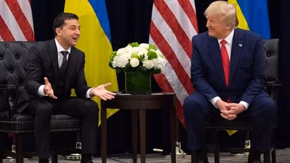Tổng thống Ukraine nói gì giữa lùm xùm về cuộc điện đàm với ông Trump? 