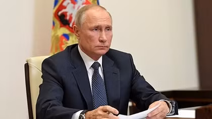 Ông Putin kéo dài hạn trừng phạt phương Tây