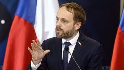 Ngoại trưởng Czech tuyên bố "tương lai không thể thiếu Nga"