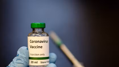 Australia bắt đầu sản xuất vaccine COVID-19 của Đại học Oxford