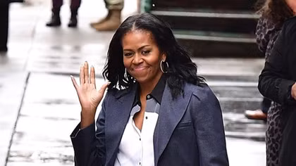 Phong cách của bà Michelle Obama sau khi rời Nhà Trắng 