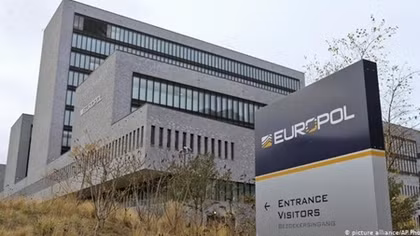 Europol cảnh báo về hình thức lừa đảo mua bán vaccine COVID-19