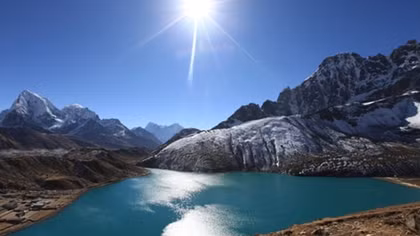 "Tác nhân không ngờ" khiến băng tan nhanh tại Himalaya 