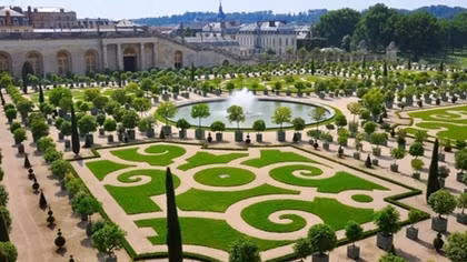 Điện Versailles "trình làng" dịch vụ lưu trú đẳng cấp quý tộc 
