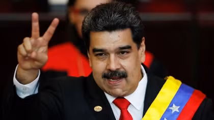 Tổng thống Venezuela kêu gọi quân đội "phải tỉnh để chiến đấu" 