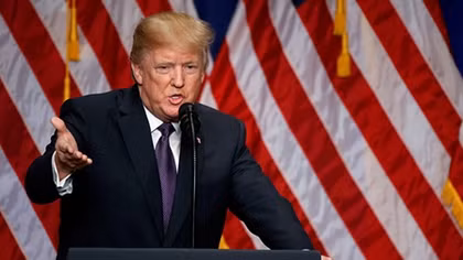Một nhà văn khiến Tổng thống Trump nổi cơn thịnh nộ