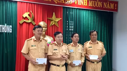 CSGT Đà Nẵng ngăn chặn nhiều vi phạm pháp luật trên đường TTKS
