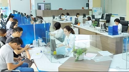 Sự thật về thông tin "100% người dân không hài lòng về thái độ phục vụ của công chức" 