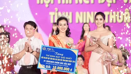 Top 3 HHVN 2018 làm BGK Hội thi Nét đẹp văn hóa các dân tộc tỉnh Ninh Thuận