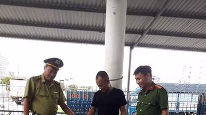 Giải cứu nhiều động vật hoang dã quý hiếm được người dân nuôi nhốt 
