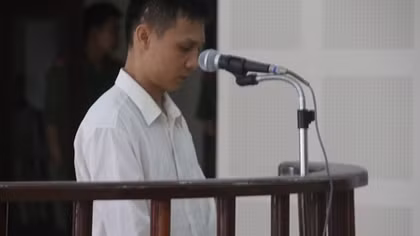 Bị chồng cứa cổ, người vợ vẫn tha thiết xin giảm án cho chồng