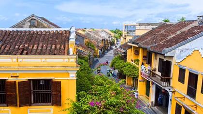Công an TP Hội An sẽ “phạt nguội” xe ô tô chở du khách dừng, đỗ sai quy định
