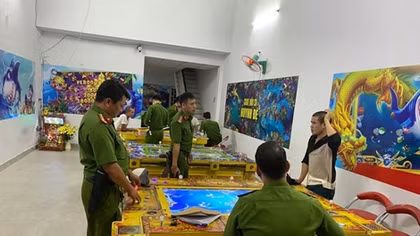 Kiểm tra quán game không phép, phát hiện nhiều khách dùng ma túy