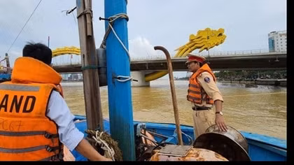 Rà soát dân cư vùng trũng thấp ứng phó cơn bão số 13