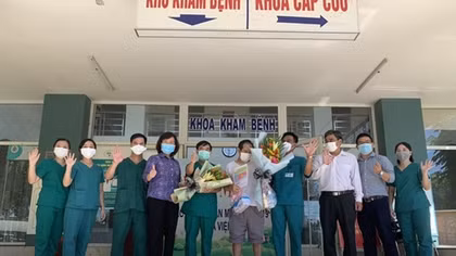 Giải thể Bệnh viện dã chiến Hòa Vang 