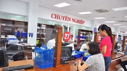 Đà Nẵng tạm hoãn cho công nhân viên chức công tác đi nước ngoài 
