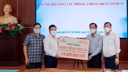 Tập đoàn Hưng Thịnh hỗ trợ hàng chục tỷ đồng cho TP Hồ Chí Minh phòng, chống dịch COVID-19
