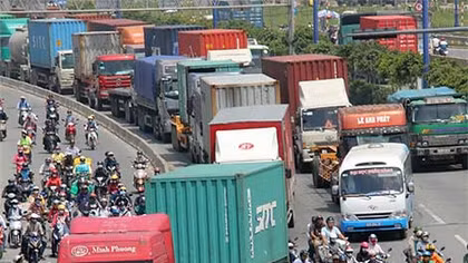 Thiệt hại nghiêm trọng do kẹt xe ở khu vực cảng Cát Lái